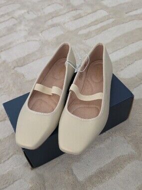Old Navy Ballet Flats